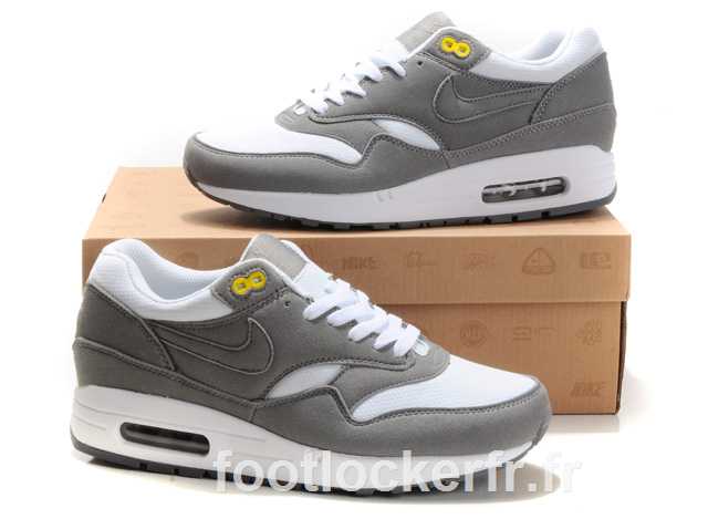 nike air max 87 chaussures envente discount requin air max us12,eur46,uk11 discount.JPG